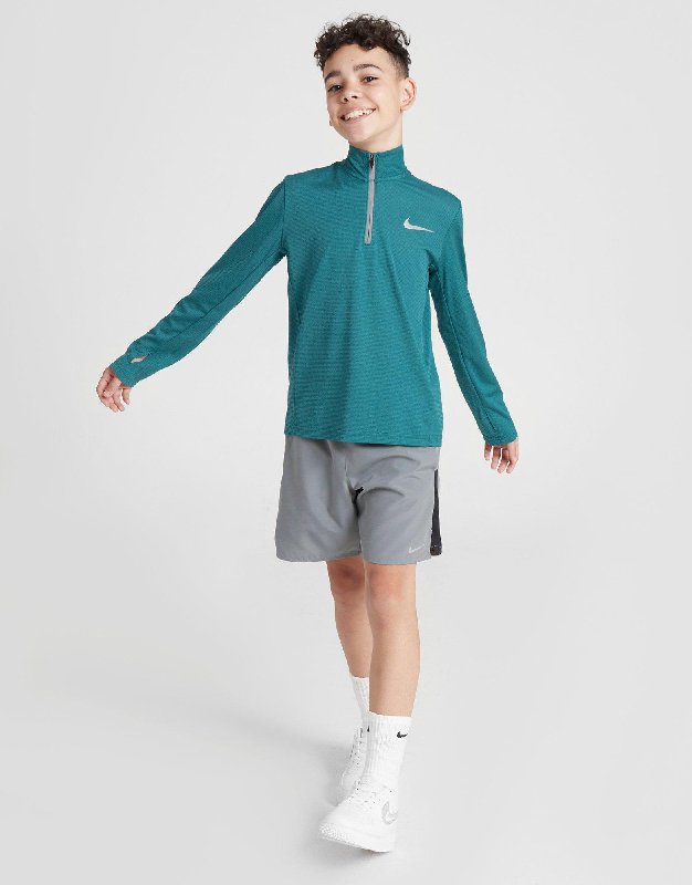 Nike Dri-FIT Challenger Older Kids' Boys' Training Shorts Smoke Grey/Black Size XS