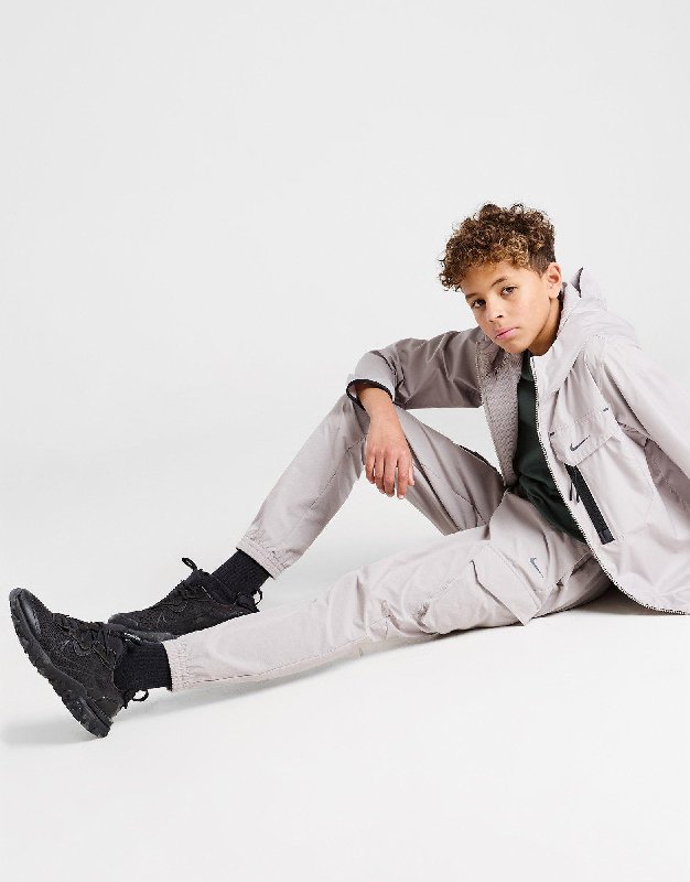 Nike City Utility Woven Cargo Pants Junior in College Grey