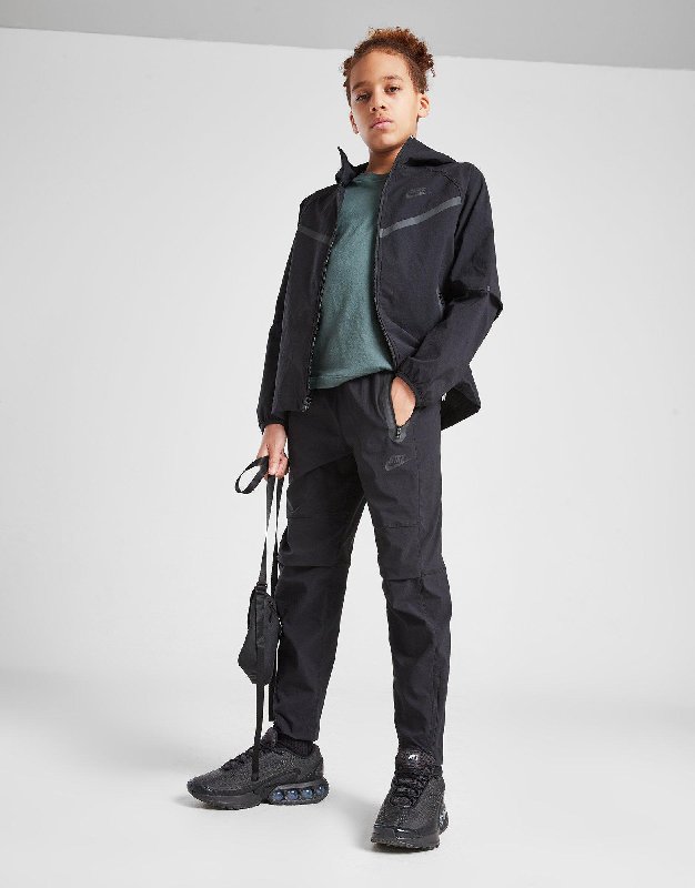 Nike Tech Older Kids' Boys' Woven Trousers - Black/Black - Size XS