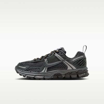 Nike Vomero 5 Older Kids' Shoes - Dark Smoke Grey, Size 3.5Y