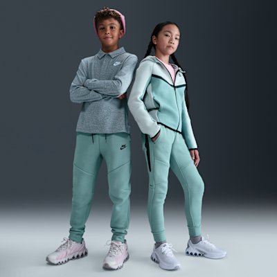 Nike Tech Fleece Older Kids' Joggers - Cannon/Black/Black - XS