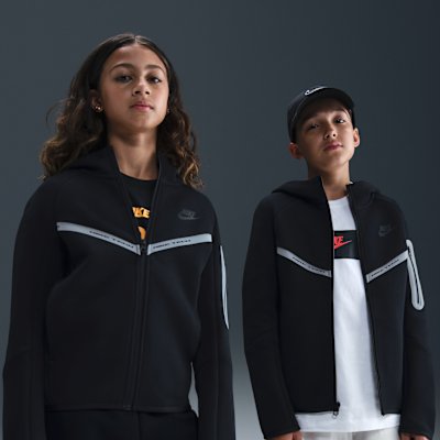 Nike Tech Fleece Older Kids' Full-Zip Hoodie - Black - Size XS