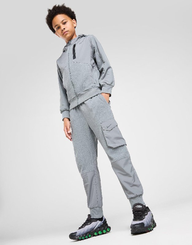 Nike Sportswear City Utility EasyOn Older Kids' Therma-FIT Winterized Trousers - Smoke Grey/Black - Size XS