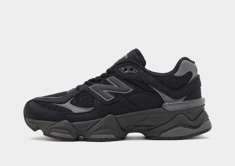 New Balance 9060 Lace Shoes in Black