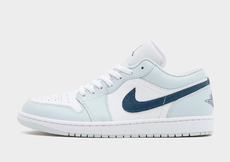 Jordan Air Jordan 1 Low Sneakers in Aura, Squadron Blue and White