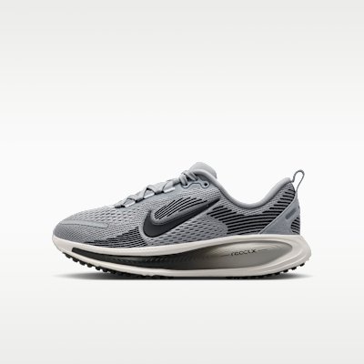 Nike Vomero 18 Older Kids' Road Running Shoes - Wolf Grey/Pure Platinum/Summit White/Anthracite - Size 1Y