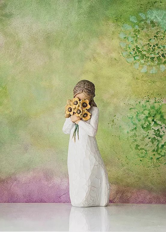 Willow Tree Warm Embrace Figurine in Gift Box