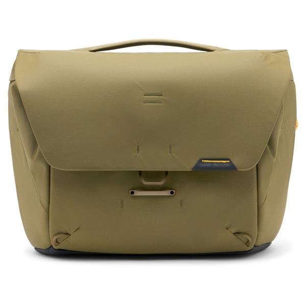 Peak Design Everyday Messenger Bag 13L in Kelp Colour