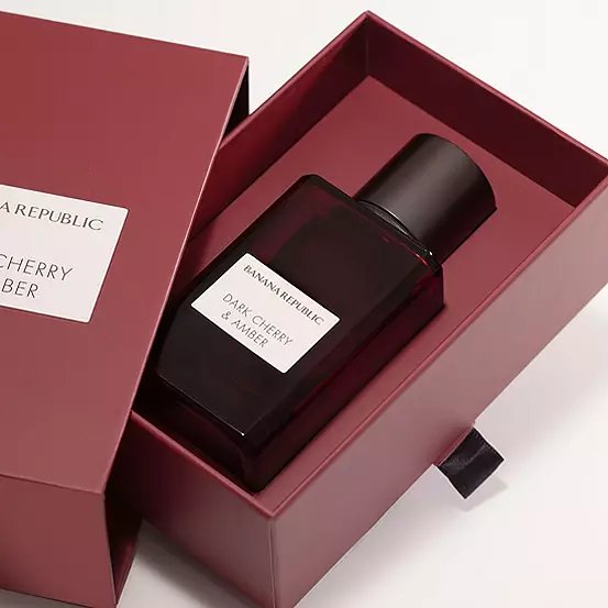 Banana Republic Dark Cherry & Amber Eau de Parfum Spray