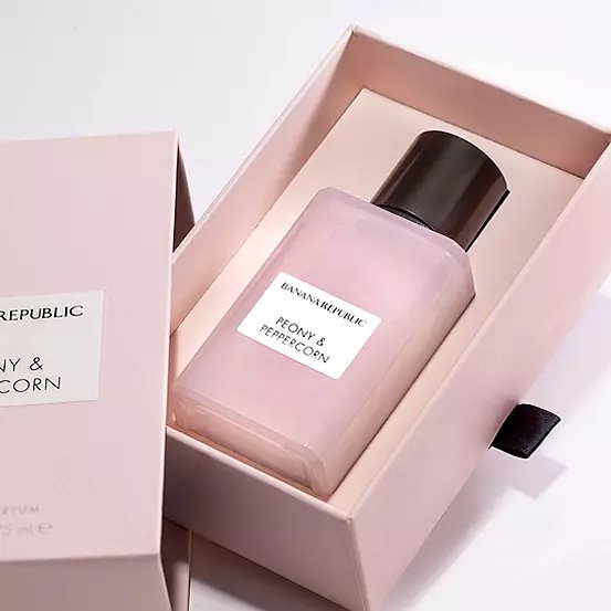 Banana Republic Dark Cherry & Amber Eau de Parfum Spray