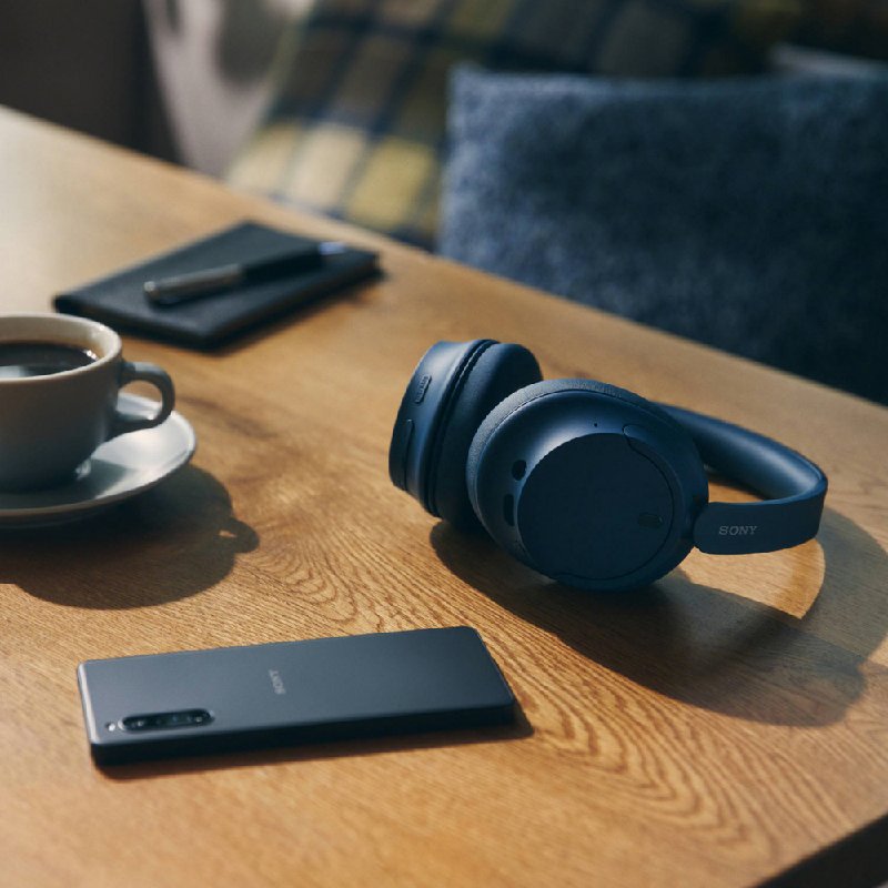 Sony WH-CH720NB Wireless Noise-Cancelling Headphones in Black