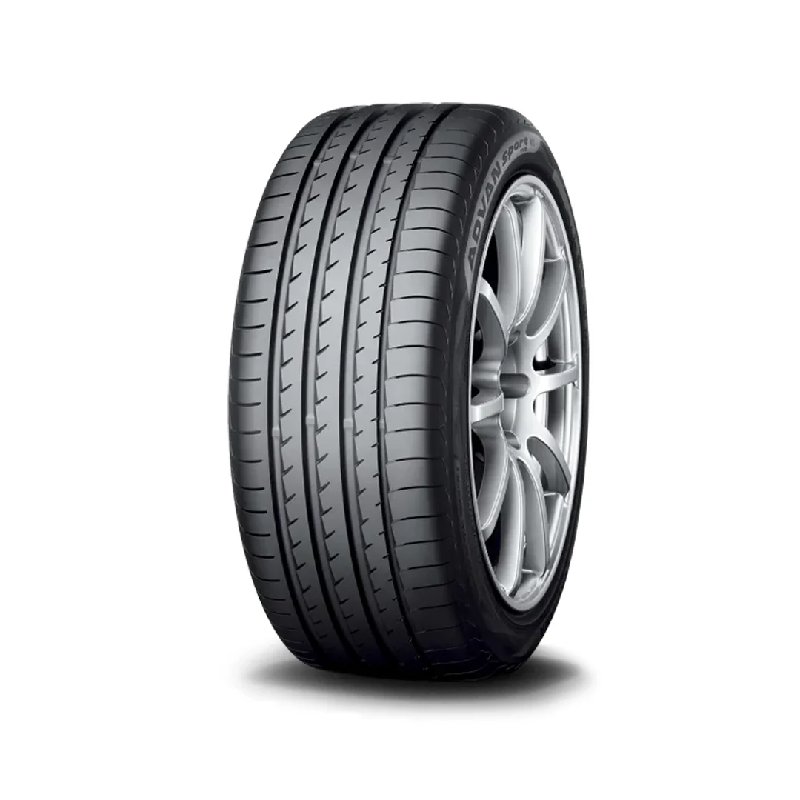 Yokohama ADVAN Sport V105 Tyre 215/45 R17 91Y XL