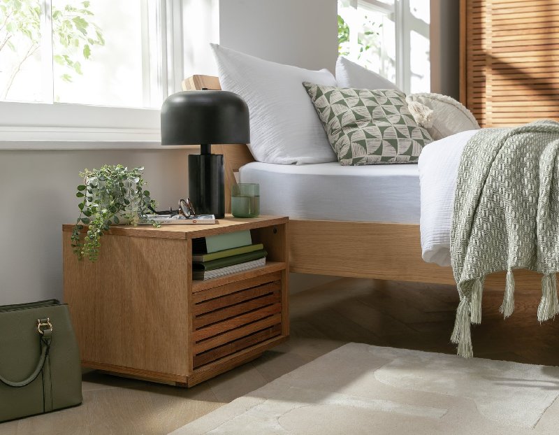 Habitat Max Oak Bedside Table with One Drawer - Oak Finish