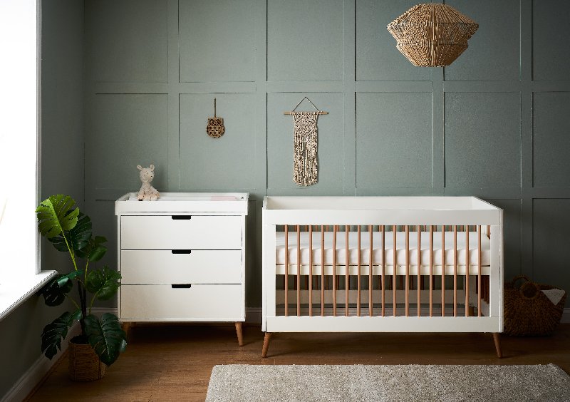 Obaby Maya 2-Piece Cot Bed Nursery Set in White