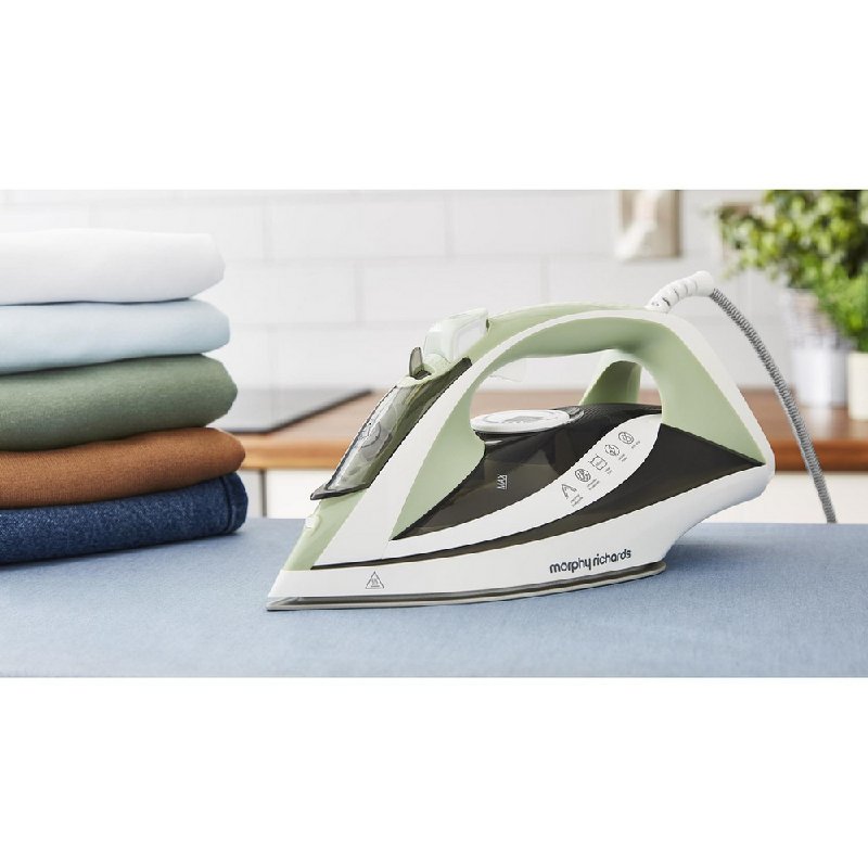 Morphy Richards Steam Flow 2400W Turbo Steam Iron 302010 with Ceramic Soleplate
