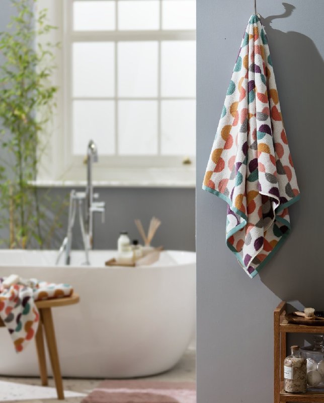 Habitat Brights Geo Tufted Bath Towel - Multicolour, 130cm x 70cm