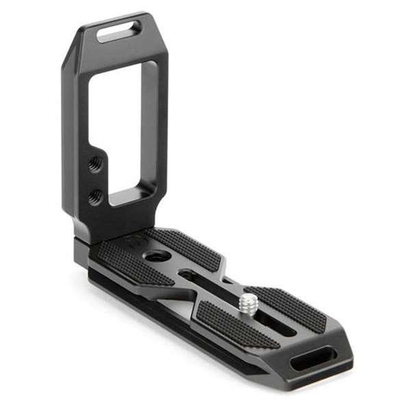 3 Legged Thing QR11 2.0 Universal Arca L-Bracket in Darkness Matte Black