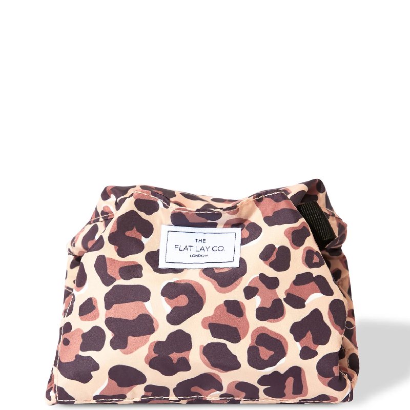 The Flat Lay Co. Drawstring Bag in Leopard Print