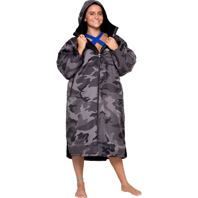 Dryrobe Advance Long Sleeve Changing Robe - Black Camo V3