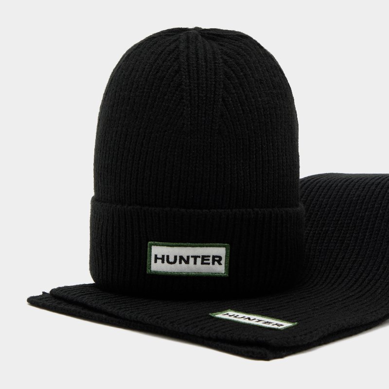 Hunter Green Label Beanie and Scarf Gift Set