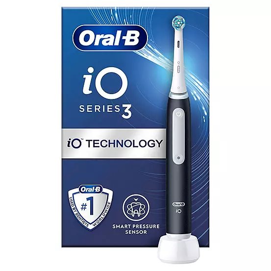 Oral-B iO3 Electric Toothbrush in Black