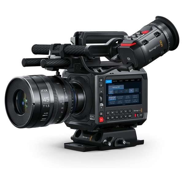 Blackmagic PYXIS 6K (L Mount) With Panasonic LUMIX S PRO 16-35mm Lens